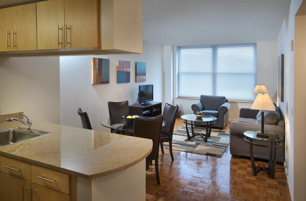 Grove Pointe - A Premier Furnished Apartment Jersey City Room photo