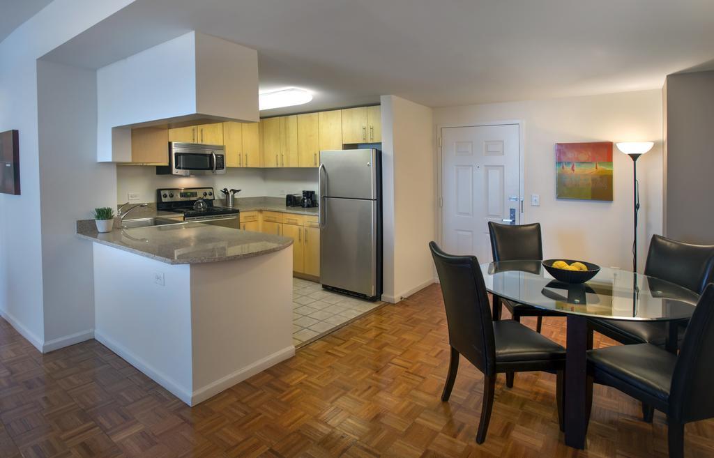Grove Pointe - A Premier Furnished Apartment Jersey City Room photo